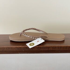 Shade & Shore  Women’s Embellished Tan Flip Flops.